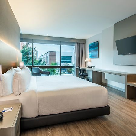 Holiday Inn Express Bogota - Parque La 93 By Ihg Kültér fotó