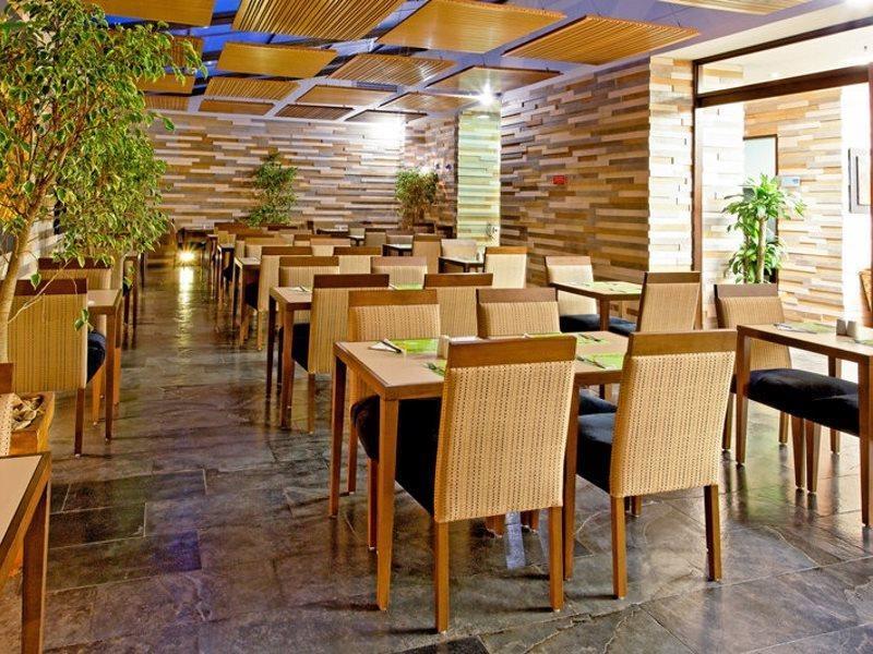 Holiday Inn Express Bogota - Parque La 93 By Ihg Kültér fotó