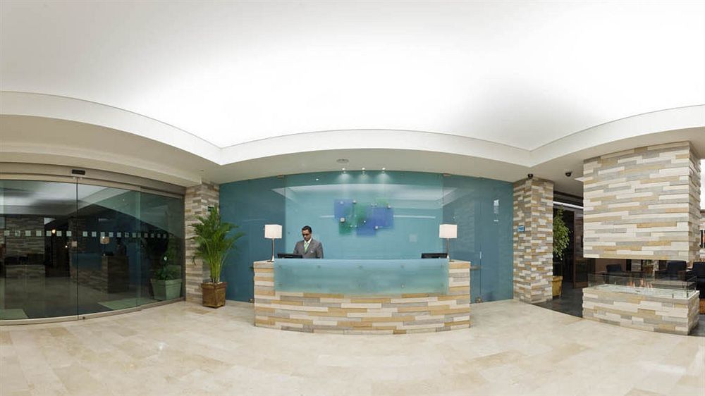 Holiday Inn Express Bogota - Parque La 93 By Ihg Kültér fotó