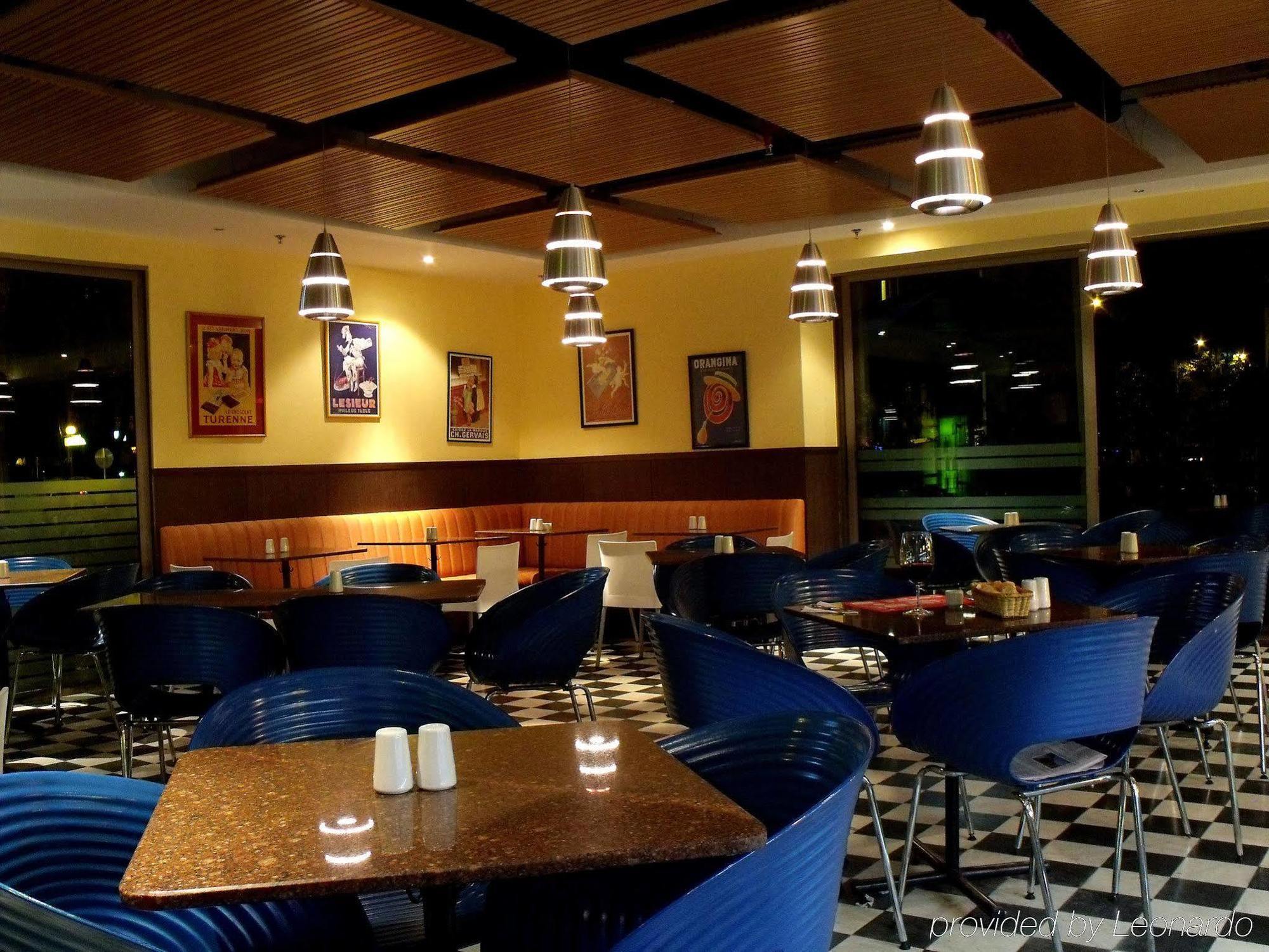 Holiday Inn Express Bogota - Parque La 93 By Ihg Étterem fotó