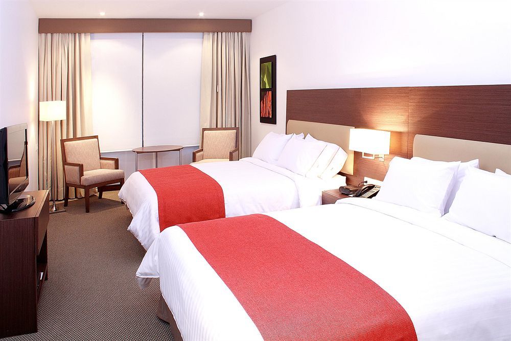 Holiday Inn Express Bogota - Parque La 93 By Ihg Kültér fotó